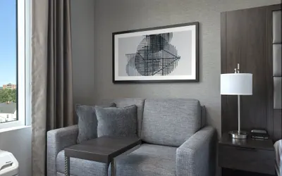 Photo 5 - Holiday Inn Express Boston Logan Airport - Revere by IHG