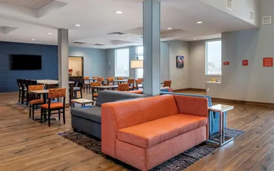 Photo 3 - Best Western Plus Coachella Valley Inn & Suites