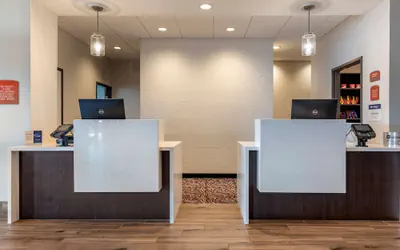 Photo 4 - Best Western Plus Coachella Valley Inn & Suites