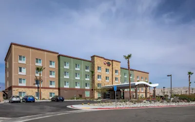 Photo 2 - Best Western Plus Coachella Valley Inn & Suites