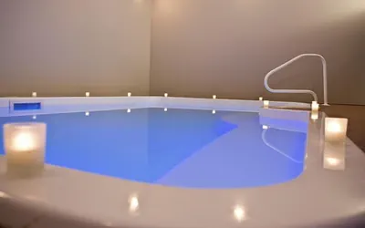 Photo 2 - Belamere Swimming Pool Suites