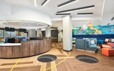 Photo 3 - Tru By Hilton Ft. Lauderdale Airport