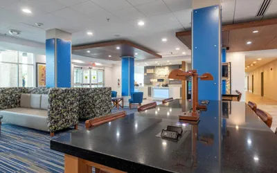 Photo 2 - Holiday Inn Express & Suites Staunton by IHG