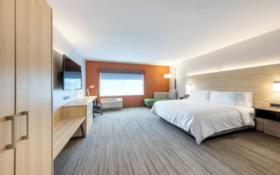 Photo 4 - Holiday Inn Express & Suites Staunton by IHG
