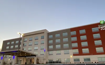 Holiday Inn Express & Suites Staunton by IHG