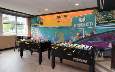 Photo 2 - Tru by Hilton Florida City