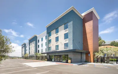Photo 2 - Ayres Hotel Vista Carlsbad