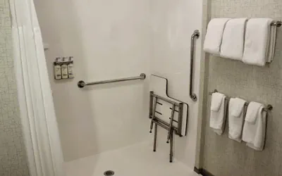 Photo 5 - Holiday Inn Express Amherst - Lockport by IHG