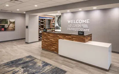 Photo 2 - Hampton Inn Hastings