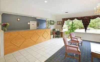 Photo 3 - GOVERNORS INN