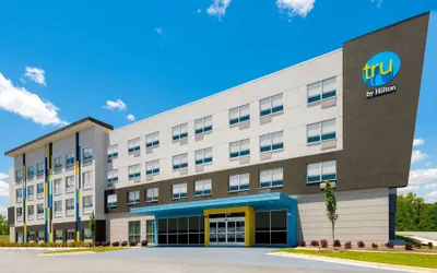 Photo 2 - Tru by Hilton Spartanburg