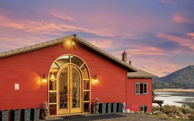 Photo 3 - Quiet Mind Mountain Lodge, Retreat and Spa