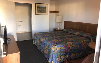 Photo 4 - First State Inn