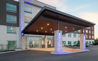 Photo 2 - Holiday Inn Express & Suites Bourbonnais East - Bradley by IHG