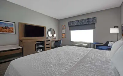 Photo 2 - Hampton Inn Midland South