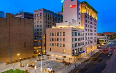Hilton Garden Inn Flint Downtown