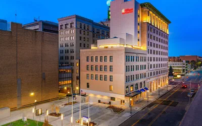 Hilton Garden Inn Flint Downtown
