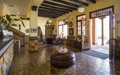 Photo 5 - Hotel El Capitan