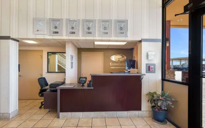 Photo 4 - Econo Lodge Grand Junction North