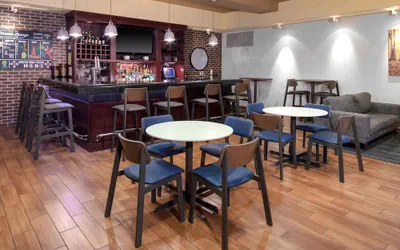 Photo 2 - Fairfield Inn & Suites by Marriott Wichita Downtown