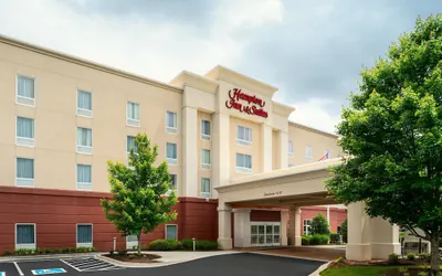Photo 2 - Hampton Inn & Suites Knoxville-Turkey Creek/Farragut