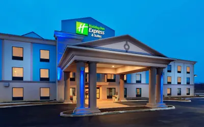 Photo 2 - Holiday Inn Express Hotel & Suites York NE - Market by IHG