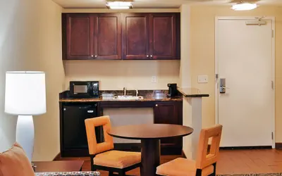 Photo 2 - Holiday Inn Ardmore I-35 by IHG