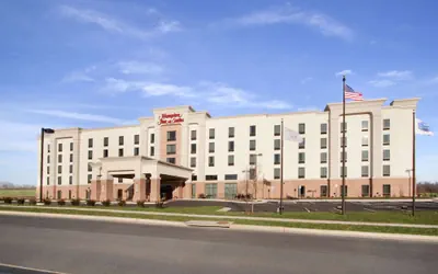 Photo 2 - Hampton Inn & Suites Charles Town