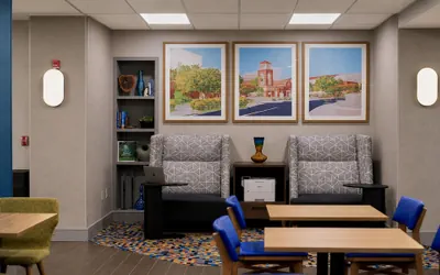 Photo 4 - Hampton Inn Oxford/Conference Center