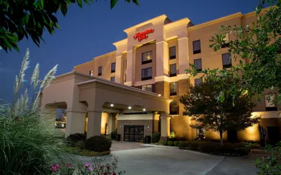 Photo 2 - Hampton Inn Oxford/Conference Center