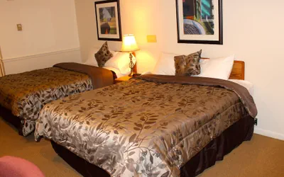 Photo 5 - Anchorage Inn