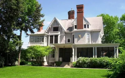 Alexander Mansion Bed and Breakfast