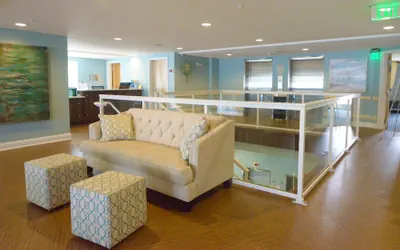 Photo 4 - Crystal Beach Hotel