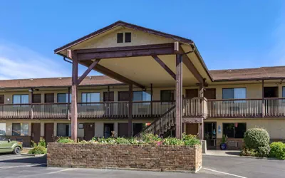 Photo 2 - Econo Lodge Ellensburg Near University