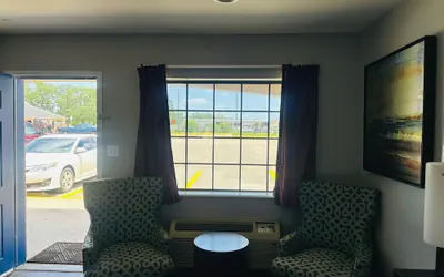 Photo 5 - The Executive Inn & Suites