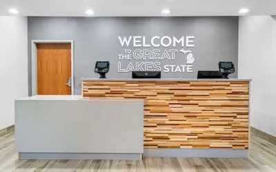 Photo 5 - Hampton Inn Detroit/Auburn Hills-North