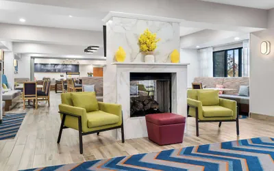 Photo 4 - Hampton Inn Detroit/Auburn Hills-North