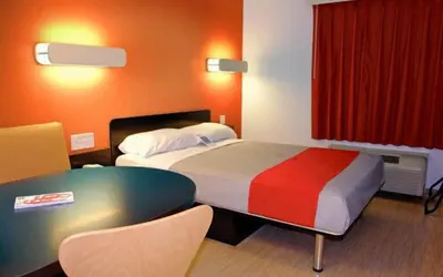 Photo 5 - Motel 6 Uvalde, TX