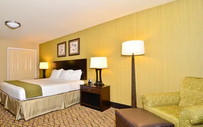 Photo 5 - Holiday Inn Express and Suites Williston by IHG