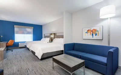Photo 5 - Holiday Inn Express and Suites Columbus Edinburgh by IHG