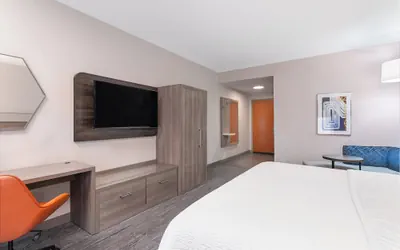 Photo 4 - Holiday Inn Express and Suites Columbus Edinburgh by IHG