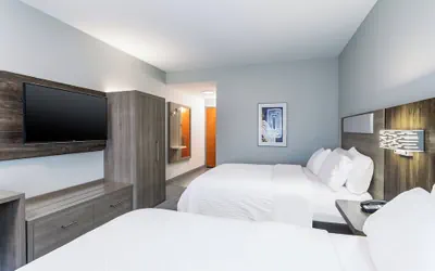 Photo 5 - Holiday Inn Express and Suites Columbus Edinburgh by IHG