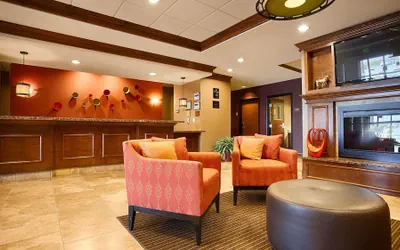 Photo 4 - Best Western Plus Carousel Inn & Suites