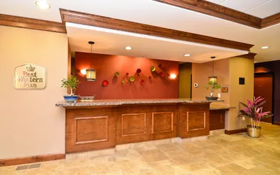 Photo 3 - Best Western Plus Carousel Inn & Suites