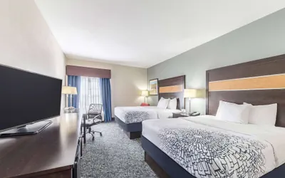 Photo 3 - La Quinta Inn & Suites by Wyndham Tulsa - Catoosa Route 66