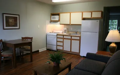 Photo 2 - Affordable Suites of America