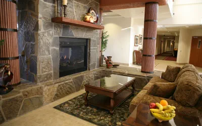 Photo 4 - Garden Place Suites