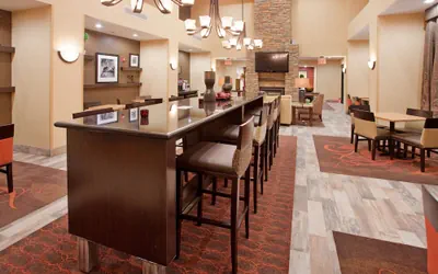 Photo 4 - Hampton Inn & Suites Dickinson