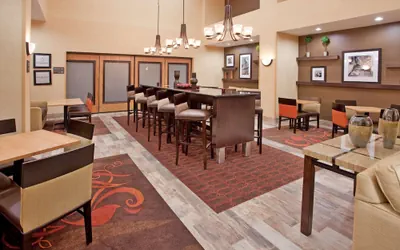 Photo 3 - Hampton Inn & Suites Dickinson