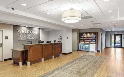 Photo 4 - Hampton Inn Atmore